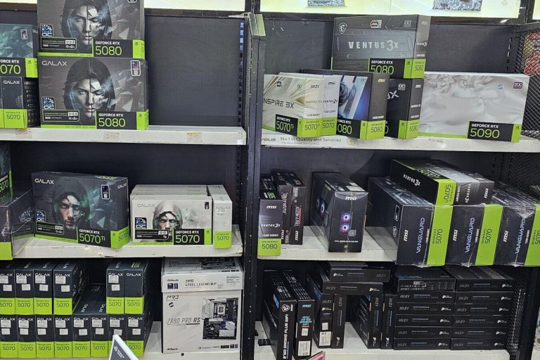 Tailandia es el paraíso de las GPU, pero solo por una condición: debes comprar un PC Gaming nuevo de forma obligatoria
