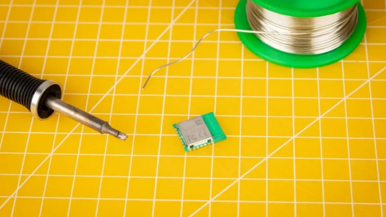 ¿Tu Raspberry Pi necesita WiFi? Este módulo lo soluciona por 4 euros