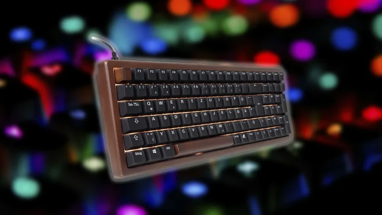 Más allá del plástico: así son los nuevos teclados de madera de Sharkoon